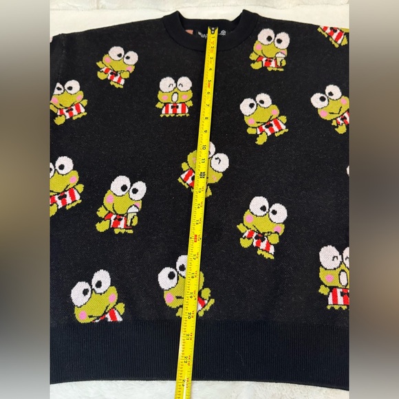 Hello Kitty & Friends + Forever 21 Keroppi Crewneck Sweater- size M - Picture 13 of 15